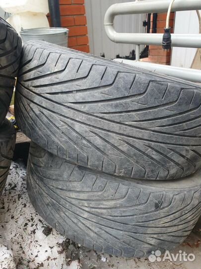Triangle TR968 215/45 R17 98V