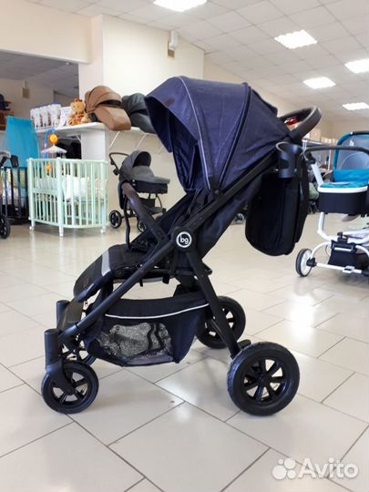 Прогулочная коляска Bubago Q Air