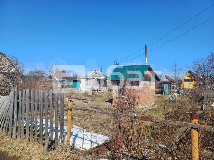 Дача 15 м² на участке 5 сот.