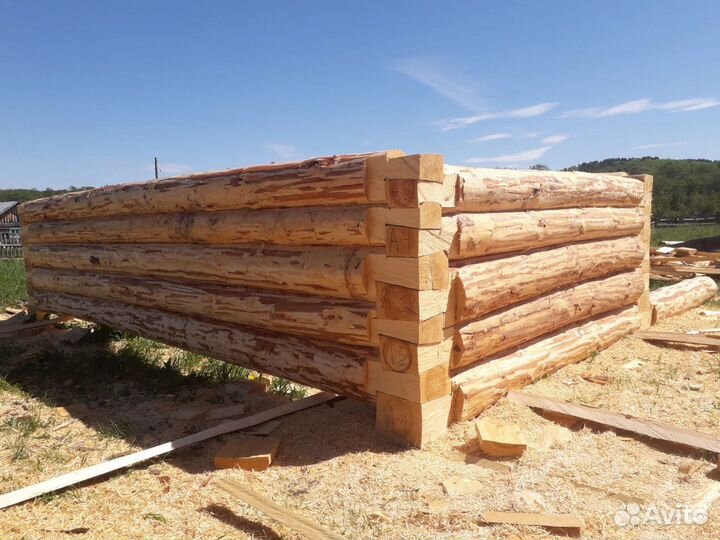 Сруб бани и дома