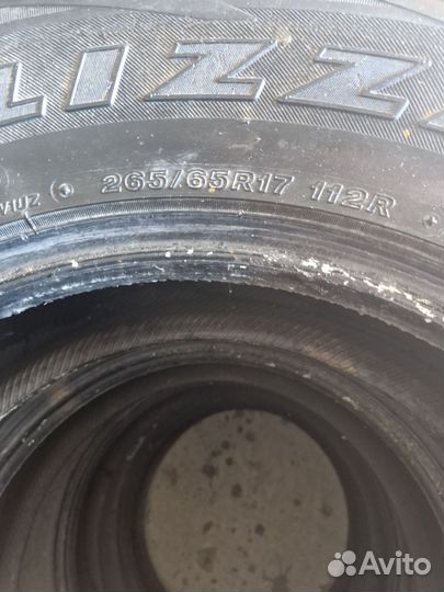 Bridgestone Blizzak DM-V1 265/65 R17