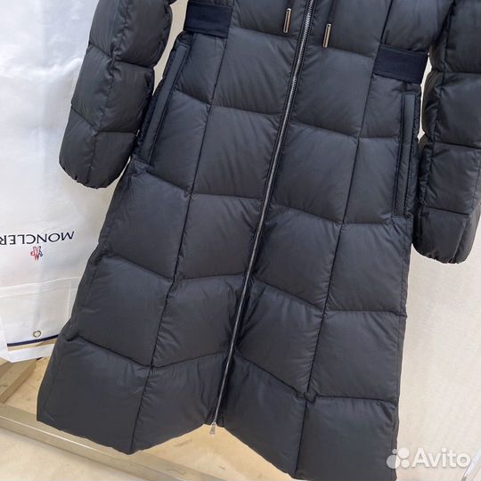 Пуховик moncler женский