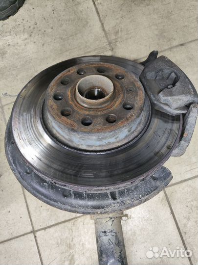 Поворотный кулак в сборе Шкода Октавия a5