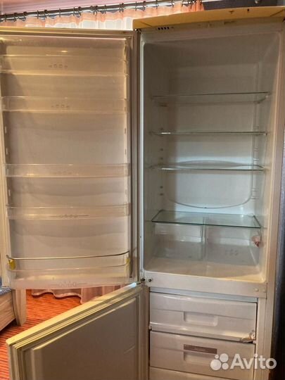 Холодильник