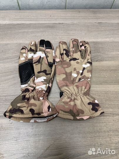 Теплые военные перчатки