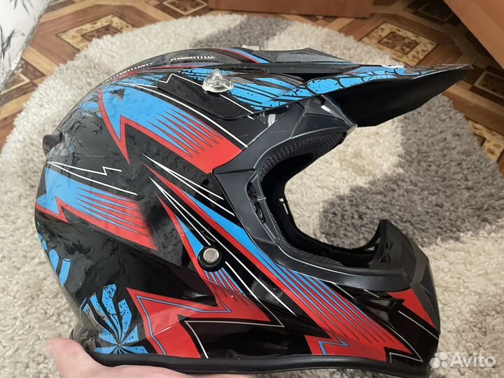 Продам шлем Motoland