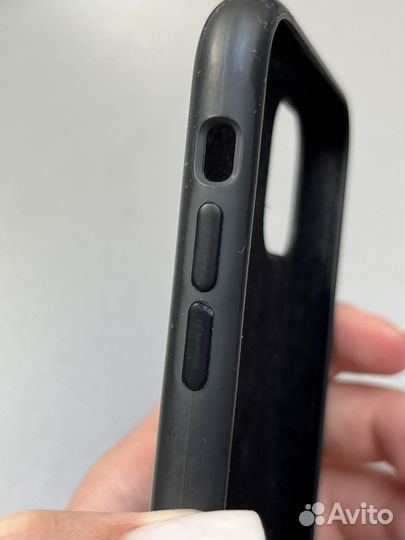 Чехол на iPhone 11