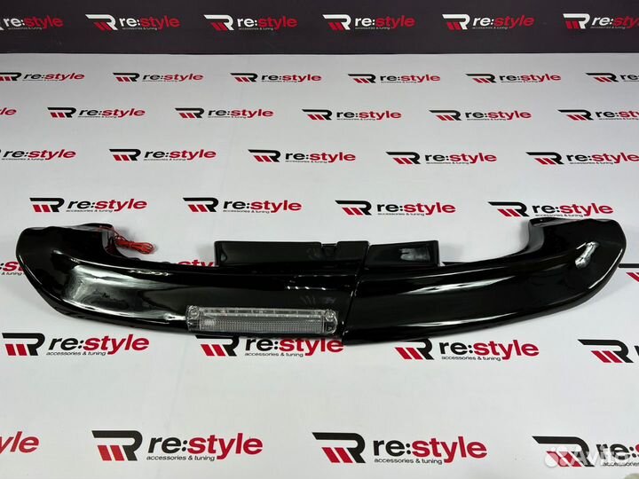 Спойлер Toyota Land Cruiser 105 D1558