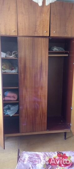 Шкаф