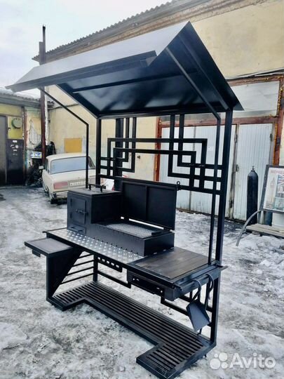Кованые мангалы с крышей