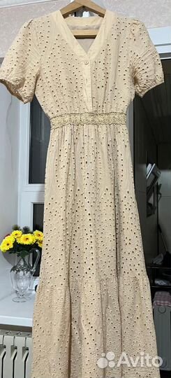 Ботистовое платье