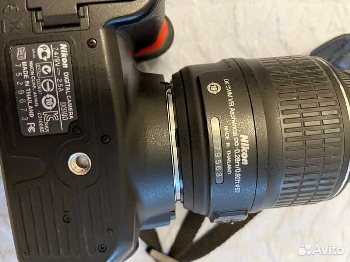 Зеркальный фотоаппарат Nikon D3100 Starter kit