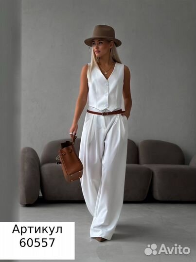 Костюм женский