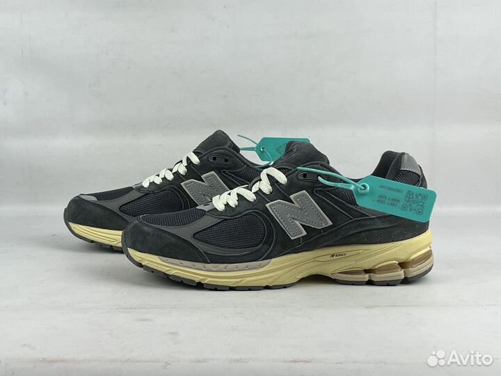 Кроссовки New balance 2002r dark grey black