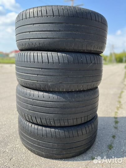 Michelin Pilot Sport 3 235/45 R18