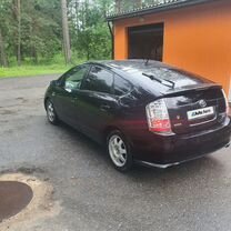 Toyota Prius 1.5 CVT, 2008, 420 000 км, с пробегом, цена 799 999 руб.