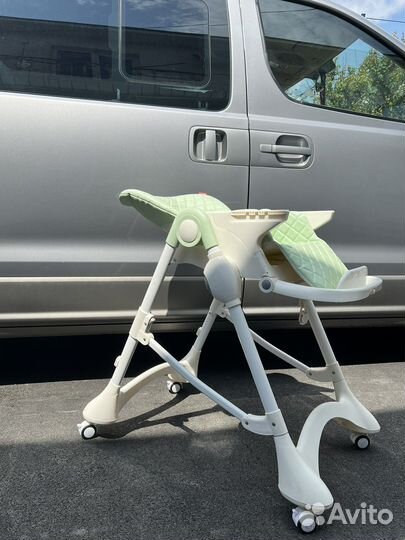 Кормильный столик