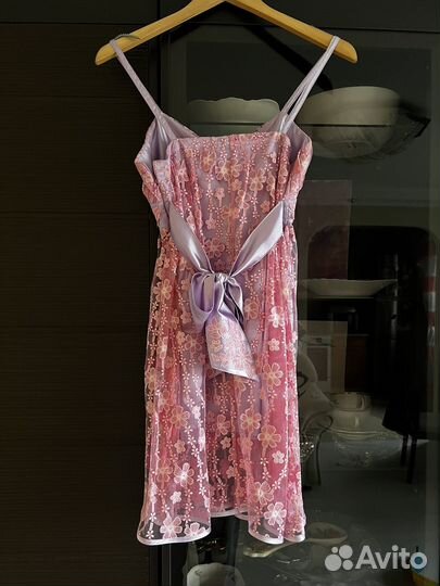 Платье нарядное xs розовое