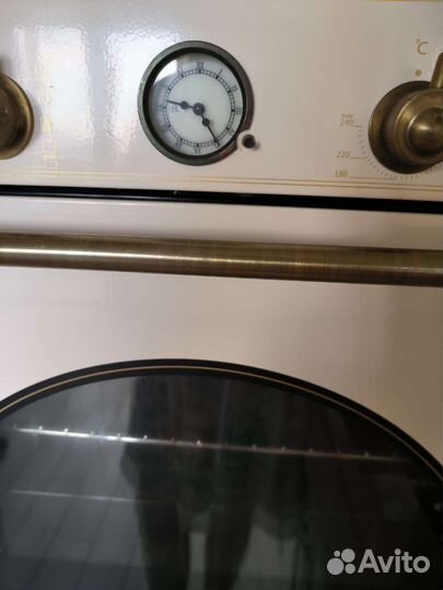 Духовой шкаф