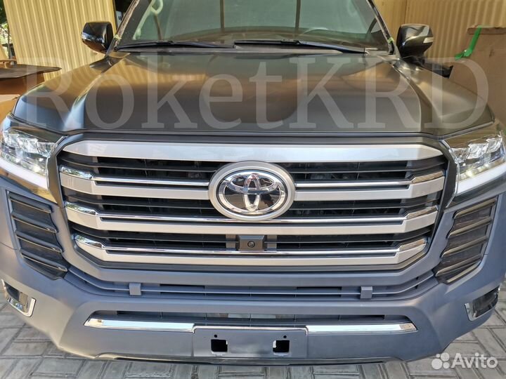 Обвес Toyota Land Cruiser 200 в 300 стиль 2016+