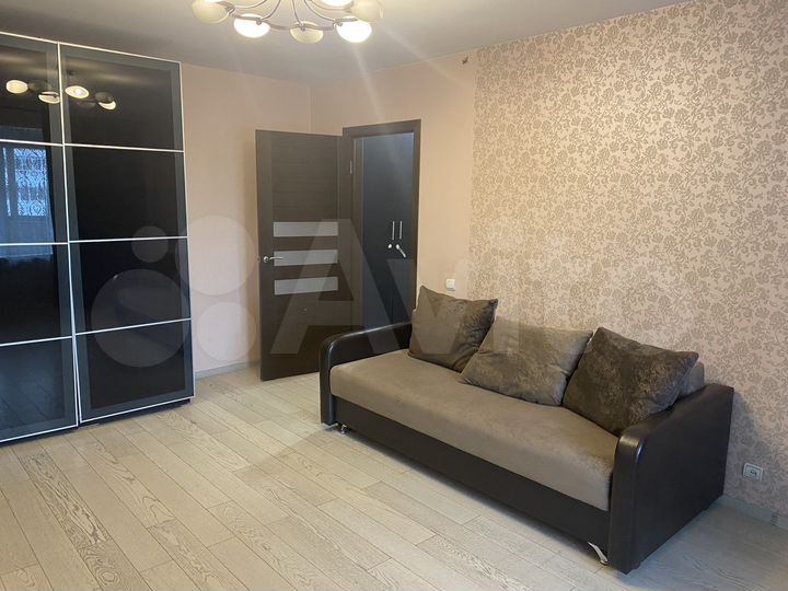 2-к. квартира, 47 м², 6/9 эт.