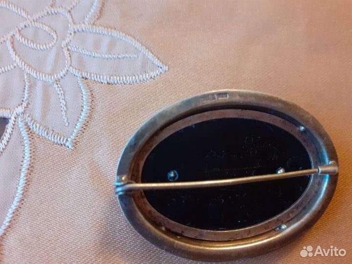 Винтажная брошь 40-50 х годов