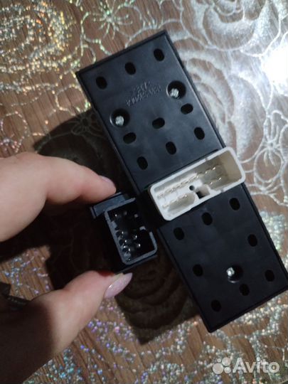 Кнопка стеклоподъемника на hyundai getz