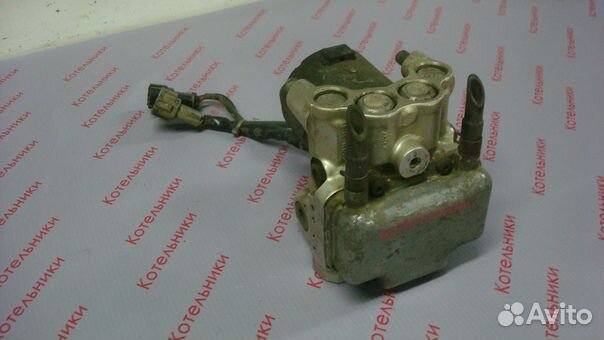 Nissan Primera Р11 47600-3J300 Блок ABS