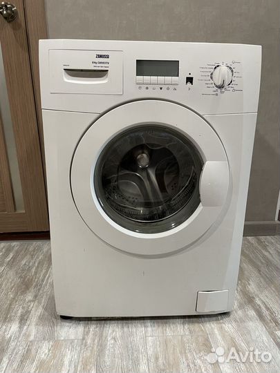 Стиральная машина на запчасти zanussi