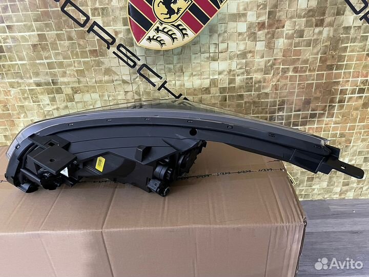 Фара правая на KIA Rio 4 новая оригинал 17-20