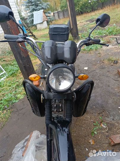 Продаю мопед