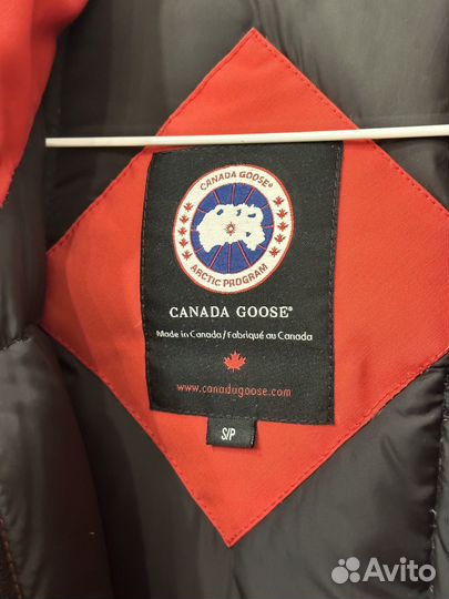 Пуховик canada goose размер S