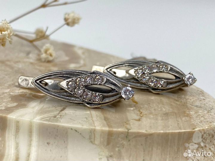 Винтажные серебряные серьги с фианитами