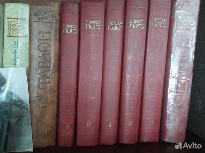 Продам книги