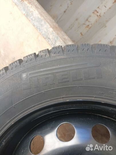 R15 Pirelli Ice Zero 185/65, PCD 4x100 DIA 54.1