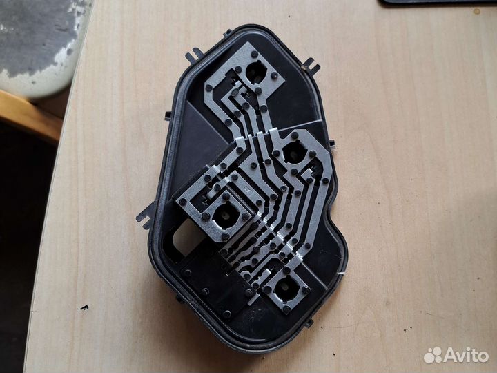 Плата фонаря правый renault logan2