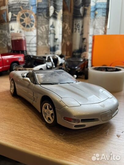 Chevrolet corvette c5 1/18 Bburago