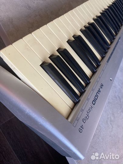 M-audio KeyRig 49 midi usb клавиатура