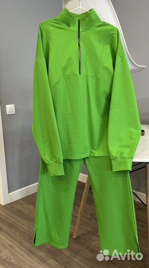 Костюм женский с брюками