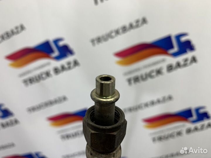 5010605667 Трубка кондиционера Renault Magnum