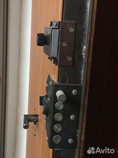 Вскрытие и замена замков круглосуточно