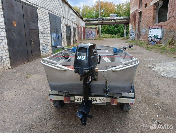 Продается лодка RusBoot 36 с мотором Suzuki Т9,9аs