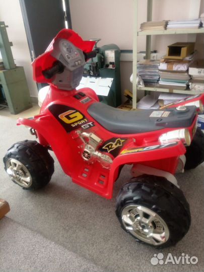 Детский квадроцикл на аккумуляторе