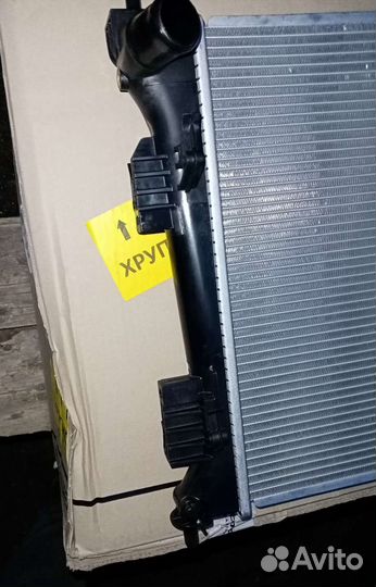 Радиатор охлаждения двигателя Kia Rio-3, Solaris