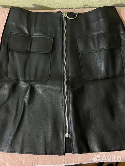Кожаная мини юбка