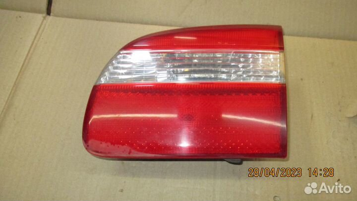 Вставка в багажник правая Corolla E11 рестаил