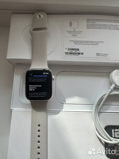 Часы apple watch se 2 44 mm, акб 100, новые