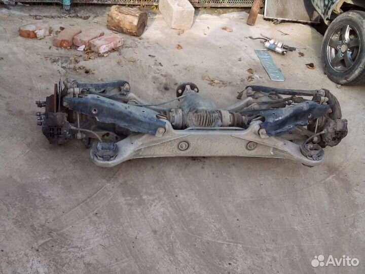 Подрамник задний в сборе Mercedes w220