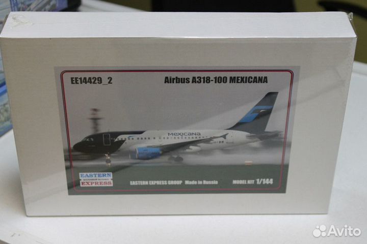 14429 2 Авиалайнер А-318 Mexicana