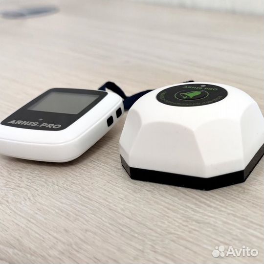 Кнопка вызова персонала и часы пейджер Поясной